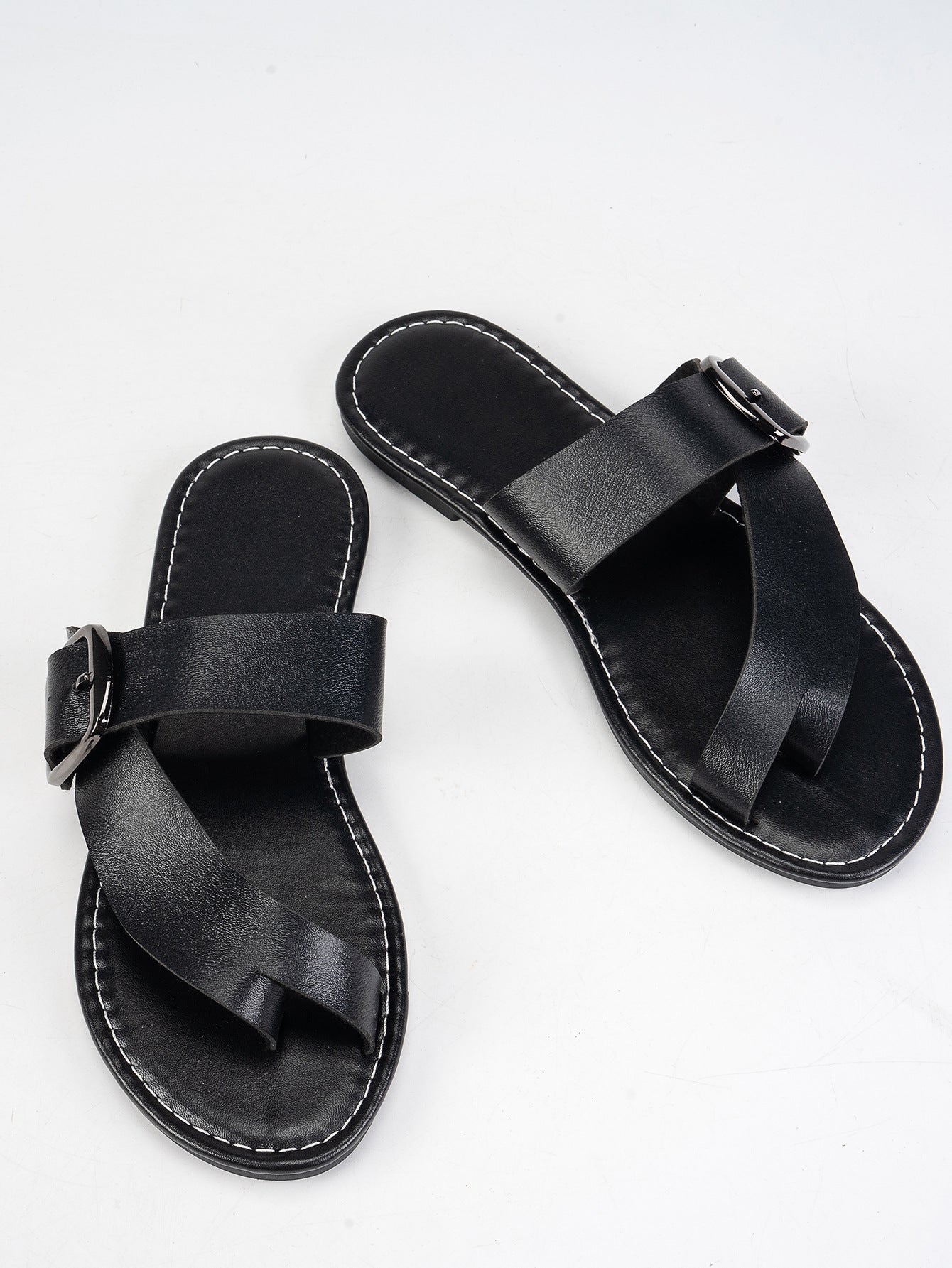π€ Buckle Detail Toe Loop Sandals β Everyday Comfort in Various Colours