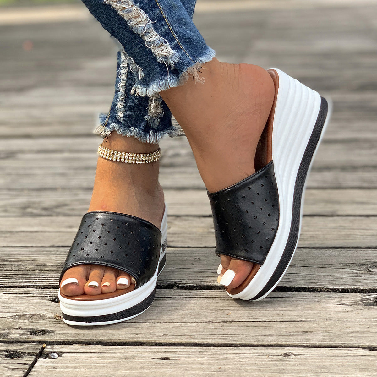 Star-Perforated Platform Slide Sandals – Comfy Summer Wedges in Black or White