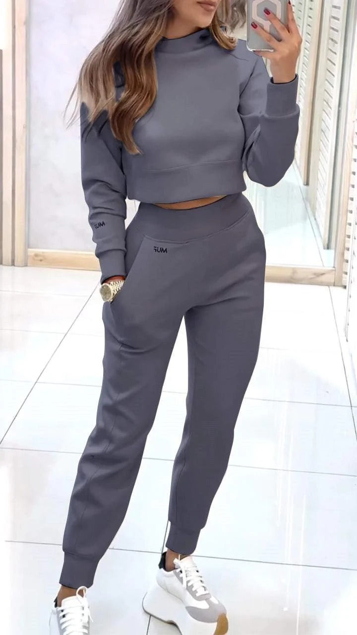 🔥 2 Piece Tracksuit Set – Crop Sweatshirt & Joggers – Women’s Loungewear & Street Style – Various Colours 🖤✨