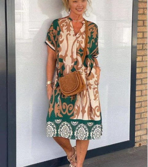 New Women's Short Sleeved Popular V-neck Simple And Fashionable Printed Casual Dress Loose Dress