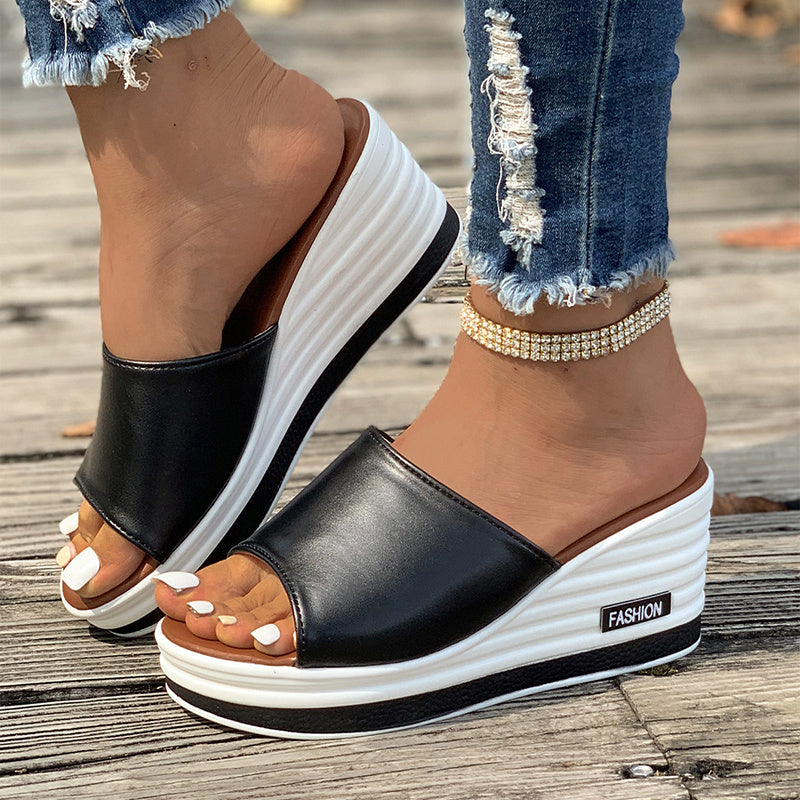 Star-Perforated Platform Slide Sandals – Comfy Summer Wedges in Black or White