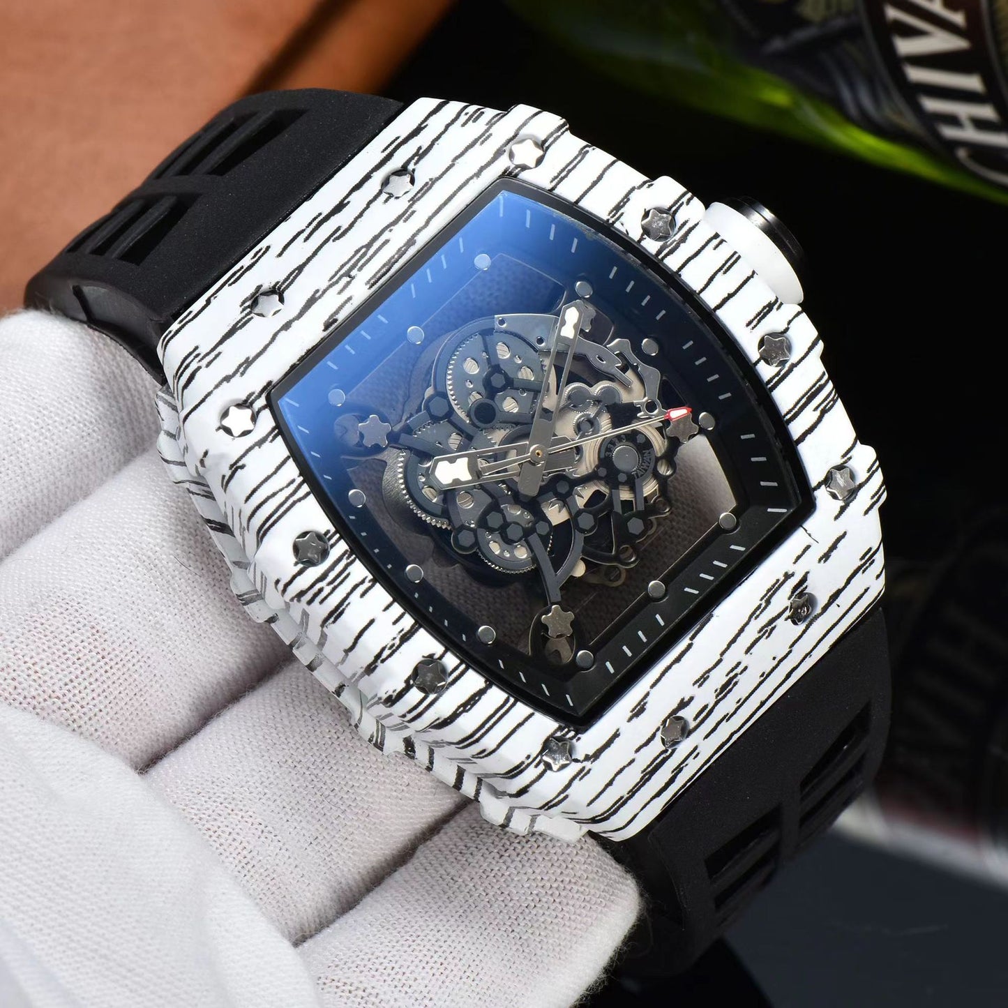 ๐ถ๏ธ Title: Skeleton Dial Luxury Sport Watch โ Precision in Various Colours ๐ถ๏ธ