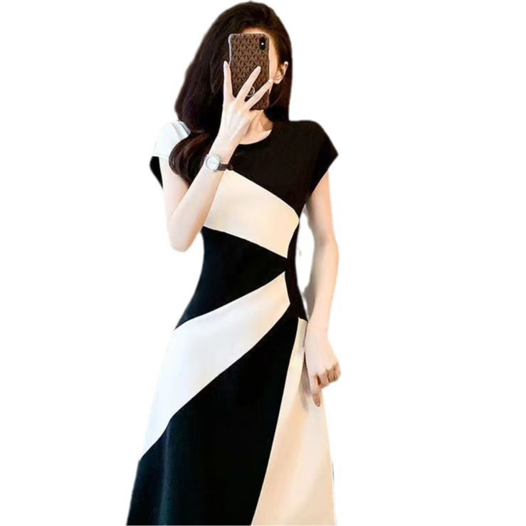 🖤 Title: “Monochrome Masterpiece: The Black & White Illusion Dress You’ll Wear on Repeat” 🖤
