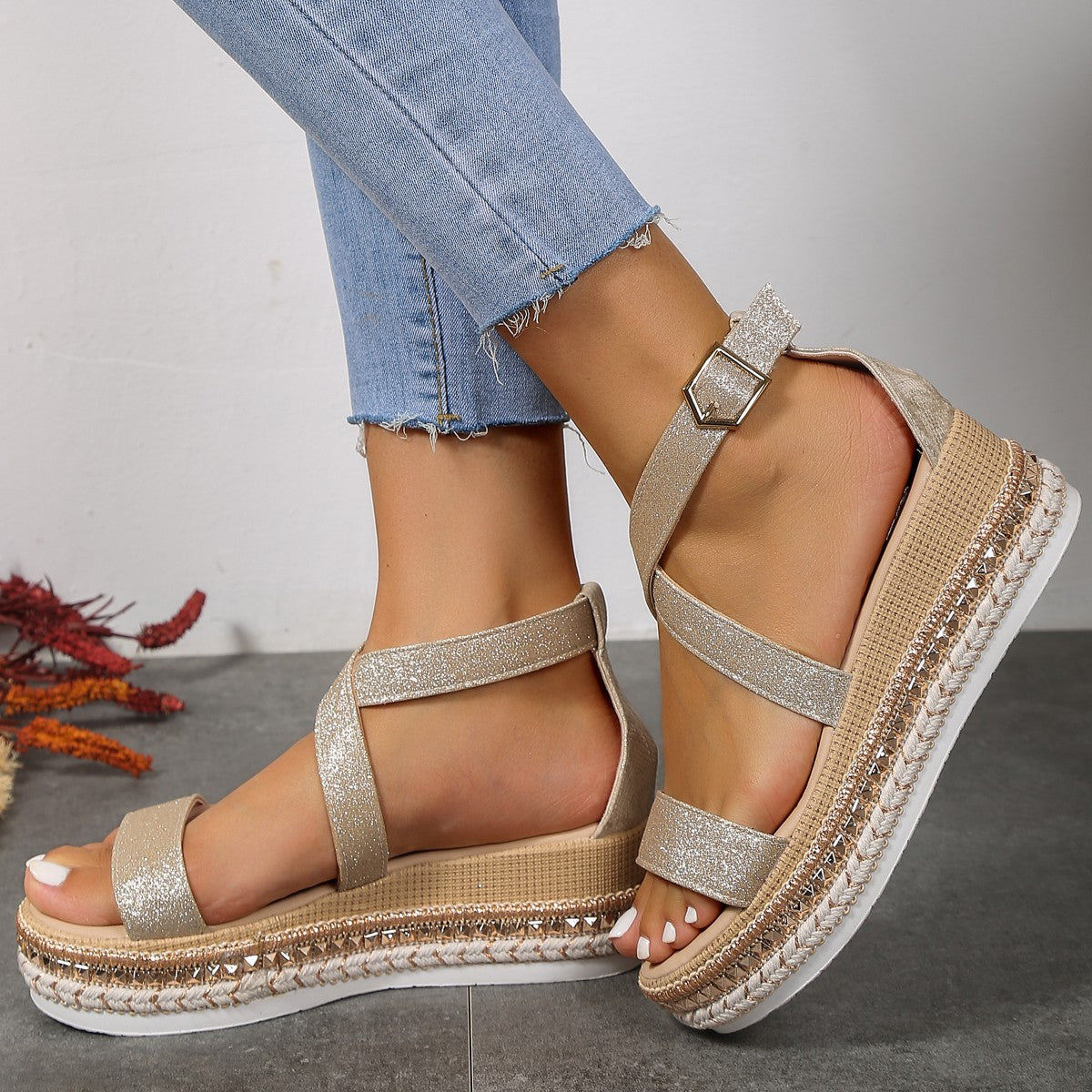 ✨ Title: Metallic Rose Gold Platform Sandals – Bold, Bright & Beautiful ✨