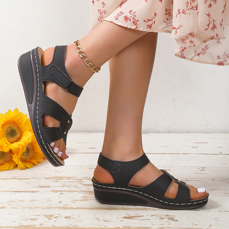 🌼 Everyday Comfort Wedge Sandals – Neutral Chic 🌼