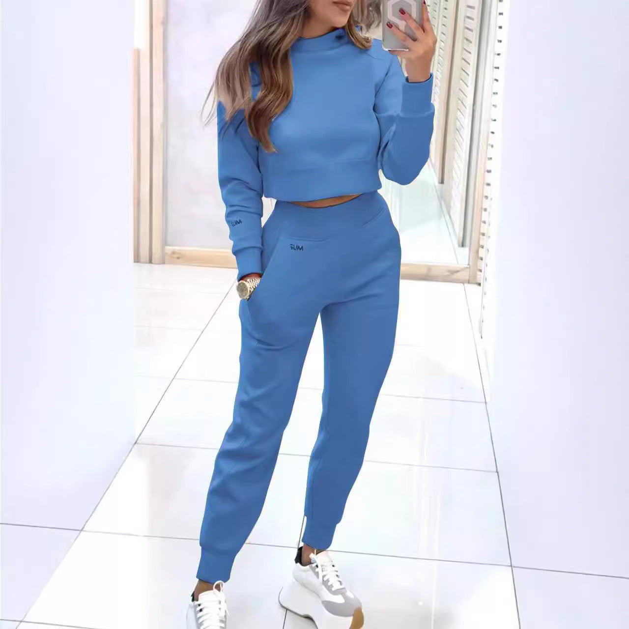 🔥 2 Piece Tracksuit Set – Crop Sweatshirt & Joggers – Women’s Loungewear & Street Style – Various Colours 🖤✨