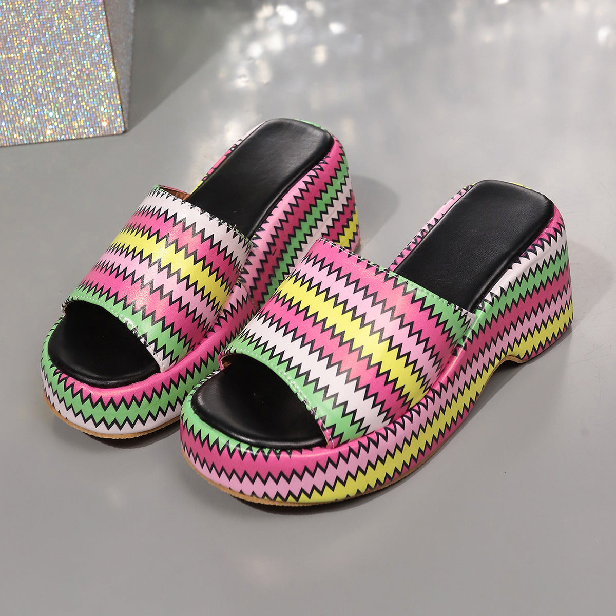 Zigzag Neon Print Platform Slide Sandals – Retro Vibes, Bold Style, All-Day Comfort