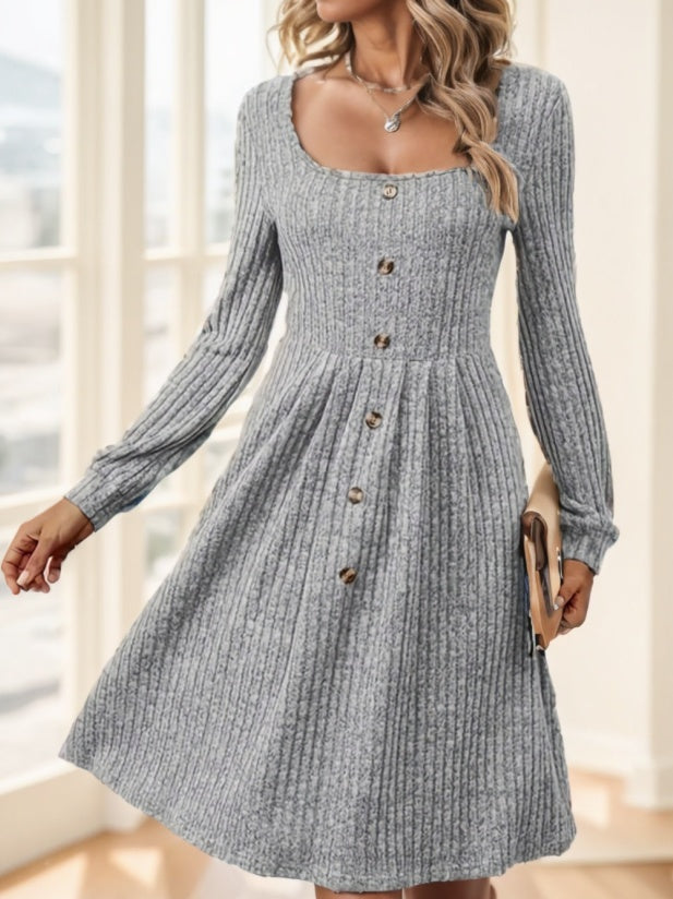 π€ Ribbed Knit Button-Front Dress β Cozy Elegance in Black and Grey