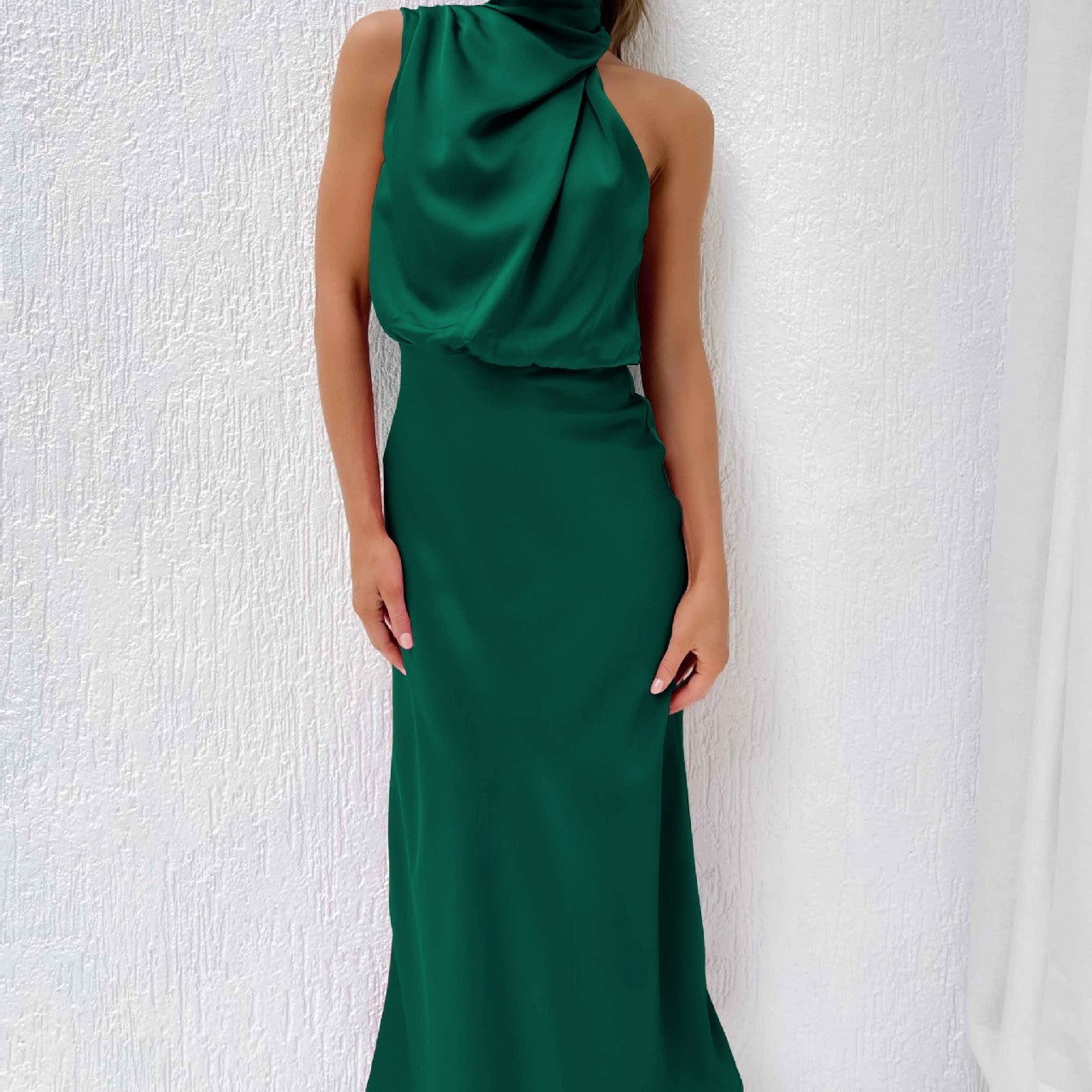 Women’s Elegant Satin High Neck Halter Evening Dress – Sleeveless Midi Dress – Party, Cocktail & Formal Wear – Various Colours
