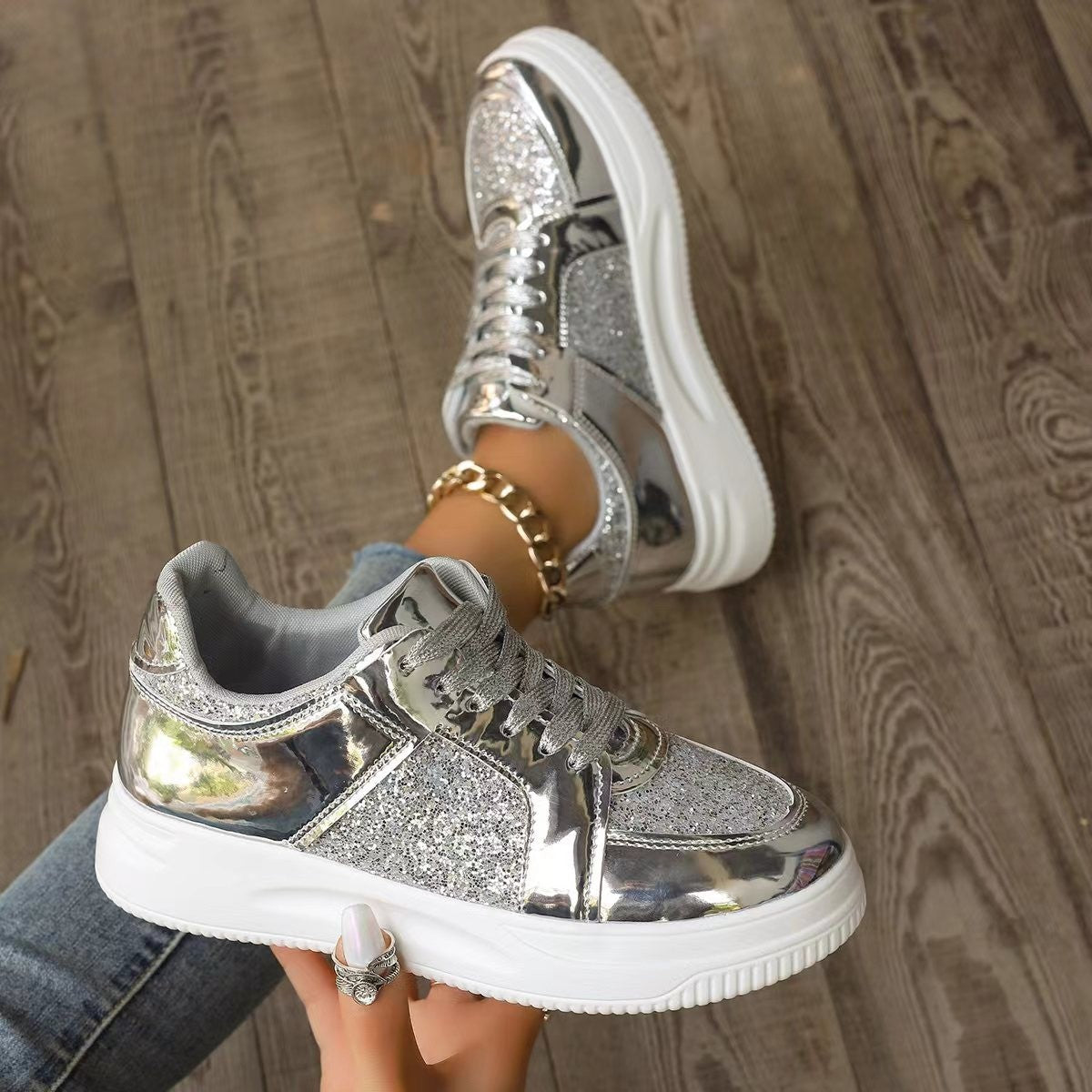 Women's Glitter Gold Platform Trainers – Shiny Lace-Up Sneakers with Chunky Sole for Everyday Glam Look