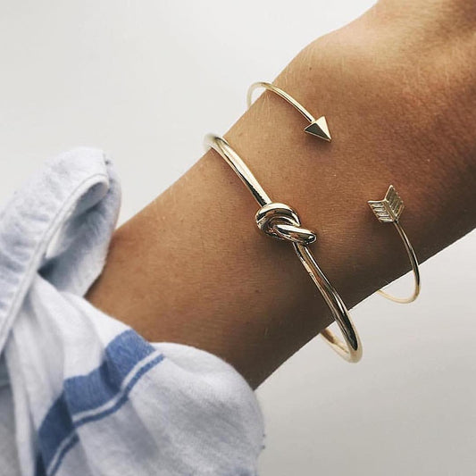 Elegant Knot & Arrow Gold Bracelets Set – Bohemian Chic for Every Occasion
