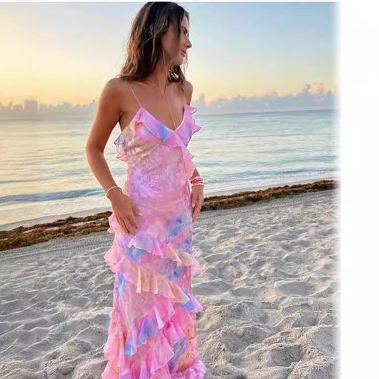 🌸 Title: “Pastel Dreams: The Ruffle Maxi Dress That Belongs in Your Sunset Photos” 🌅✨